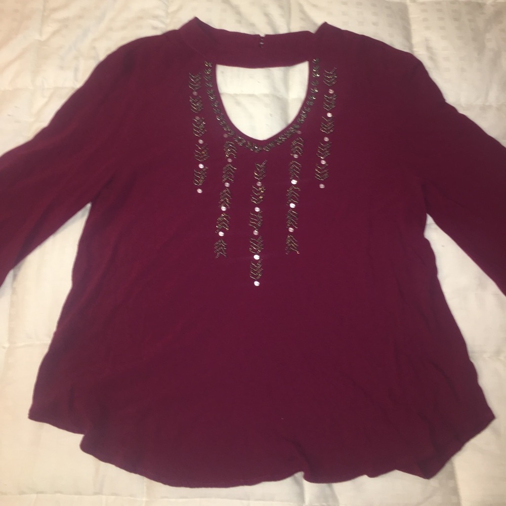Women’s shirt
